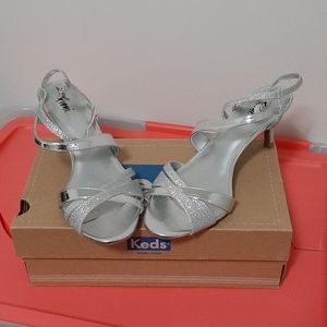 Sliver high heels